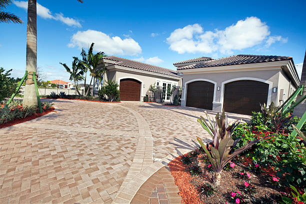 Best Driveway Paving Contractor  in Gibraltar, MI